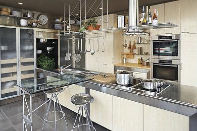 科乐美推出《游戏王》决斗盘午睡抱枕 售价493元